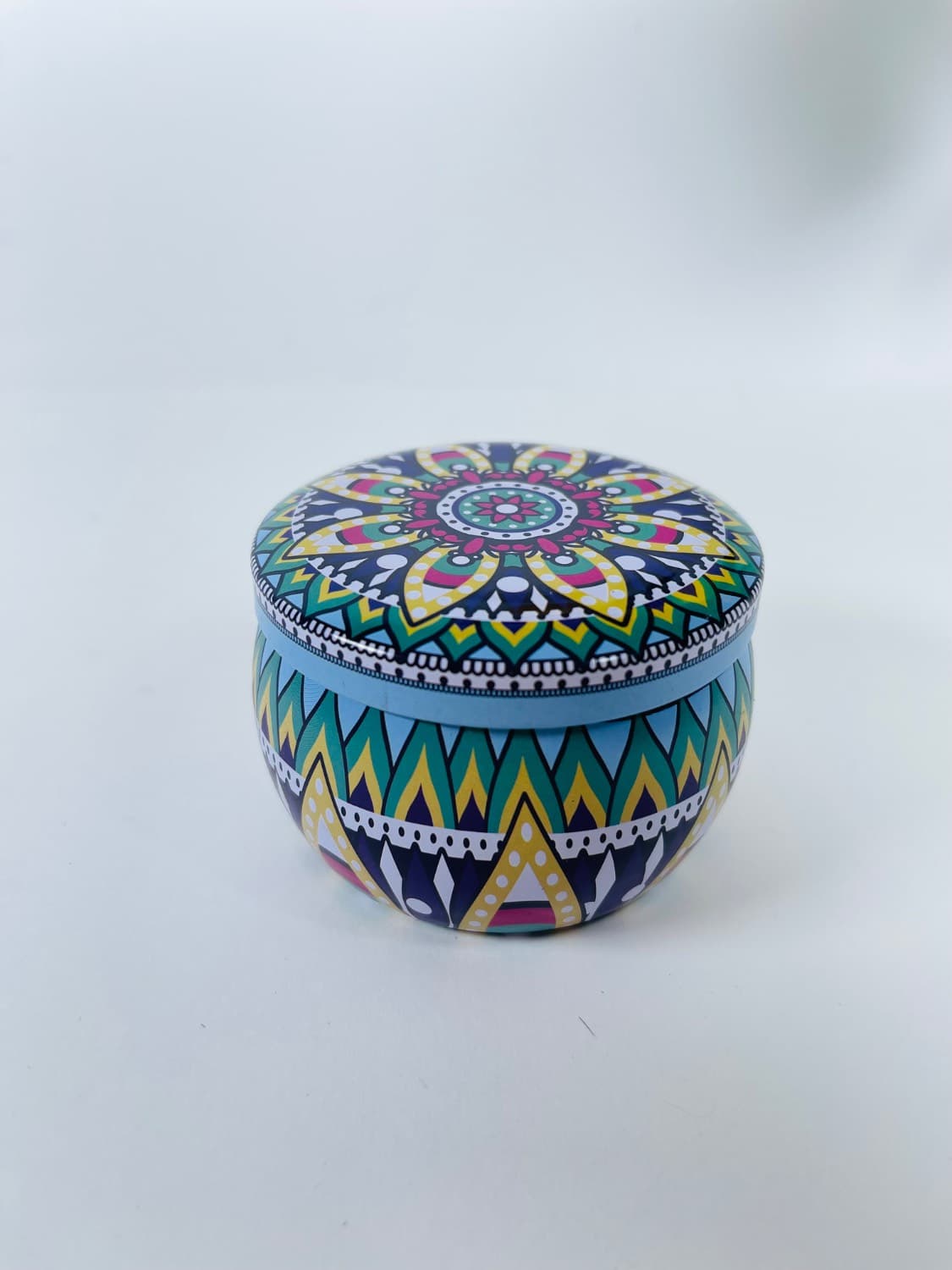 قوطی فلز سنتی متوسط — تصویر ۴