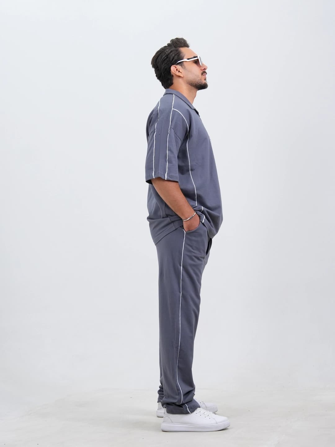 ست مردانه تیشرت و شلوار بگ پنبه ماکان LOEWE کد 100149 E 101 — تصویر ۳