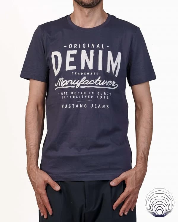 تیشرت یقه گرد مردانه موستانگ (Mustang Jeans) رنگ سرمهای طرح Original Denim