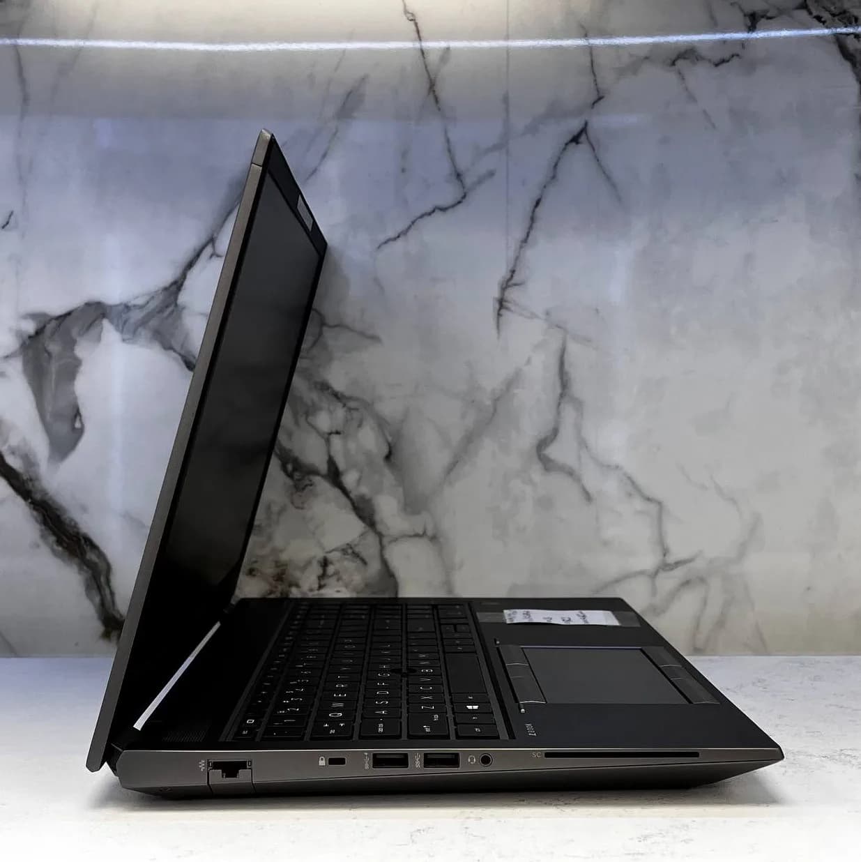 لپ تاپ استوک HP FURY 15 G7 | 15.6″ FHD | Core I7-10850H | 16GB RAM | 512GB SSD | 4GB T1000 — تصویر ۴