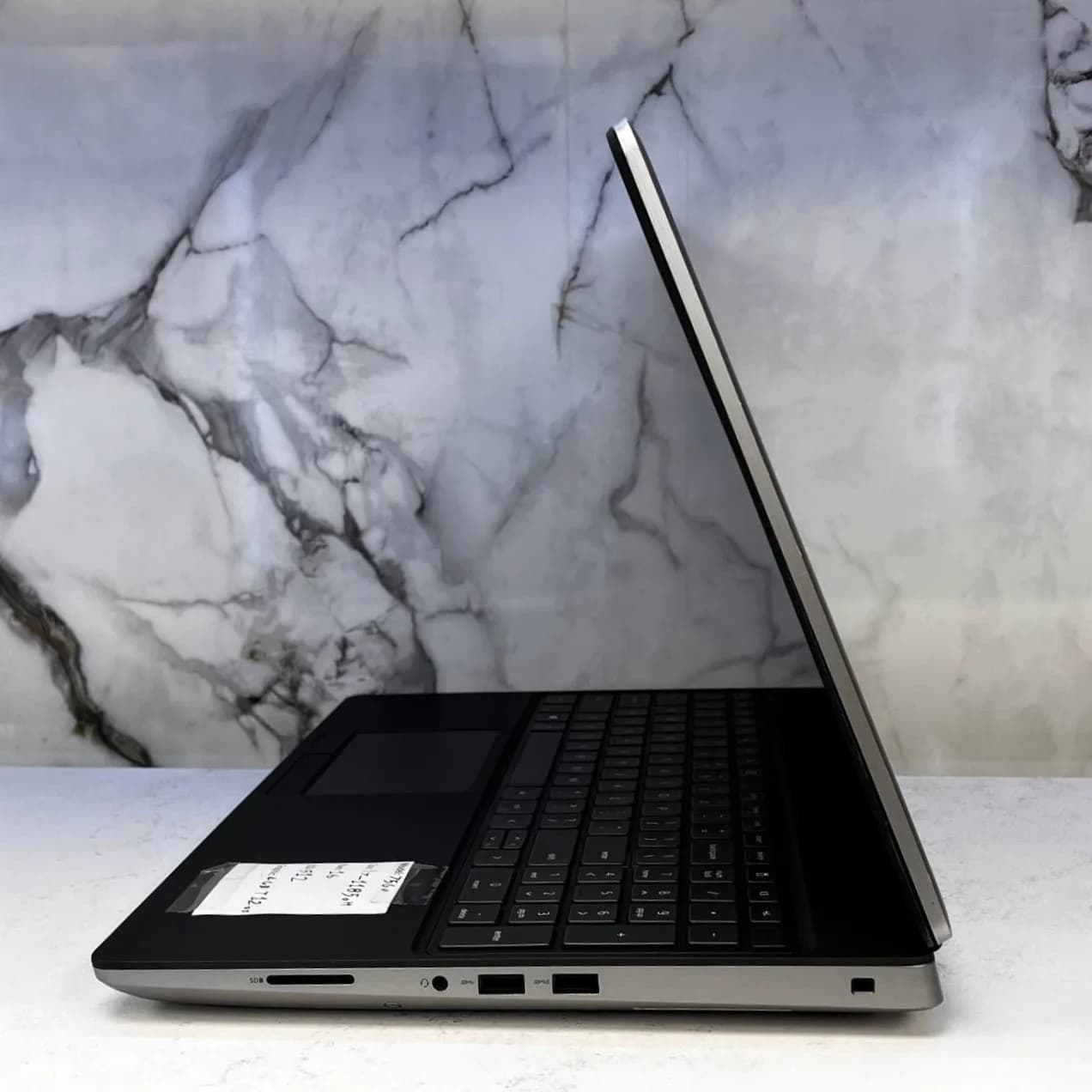 لپ تاپ استوک DELL PRECISION 7560 | 15.6″ FHD | CORE I7-11850H | 16GB RAM | 512GB SSD | 4GB T1200 — تصویر ۳