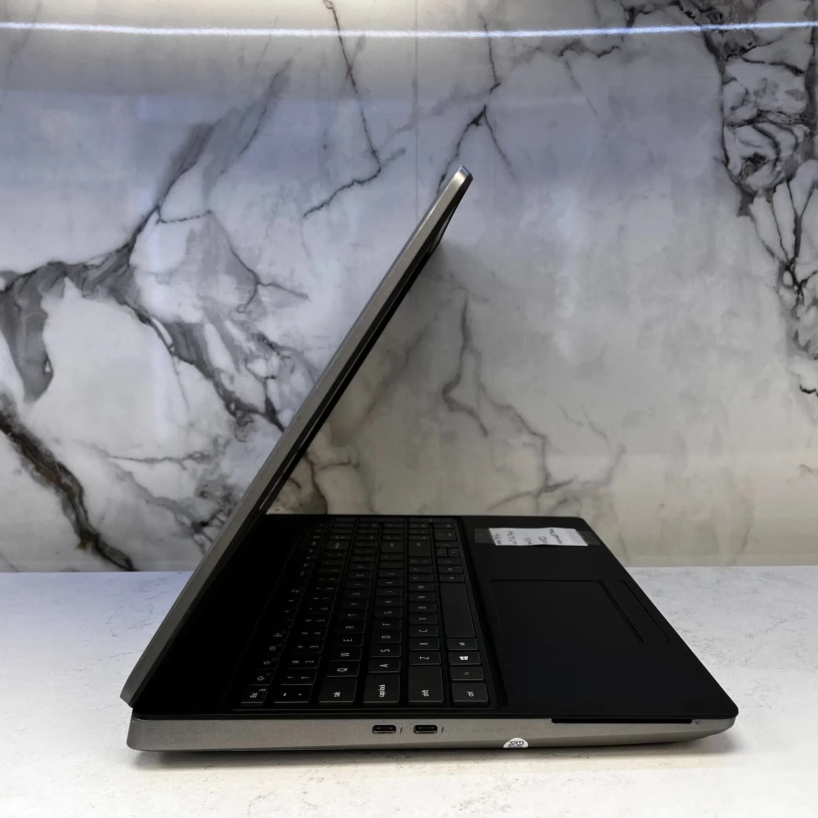 لپ تاپ استوک DELL PRECISION 7550 | 15.6″ FHD | CORE I7-10750H | 16GB RAM | 512GB SSD | 4GB T2000 — تصویر ۱۲