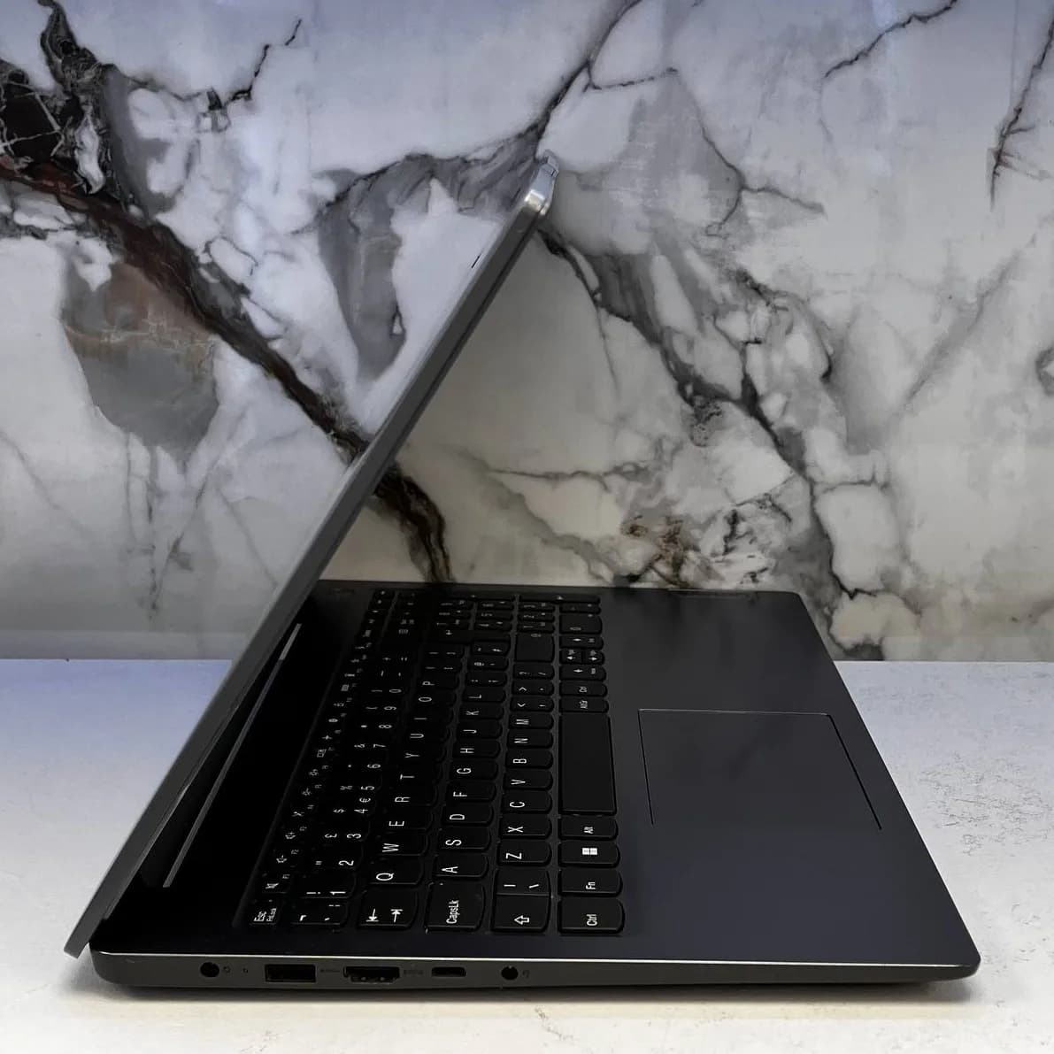 لپ تاپ استوک Lenovo IDEAPAD 3 | 15.6″ | CORE I3-1315U | 8GB RAM | 256GB SSD | Intel FHD — تصویر ۵