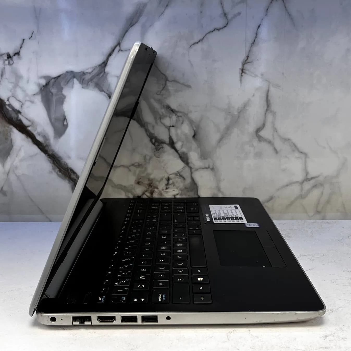 لپ تاپ استوک HP LAPTOP 15-DA | 15.6″ FHD | Core i5-8250U | 8GB RAM | 512GB SSD | Intel — تصویر ۵