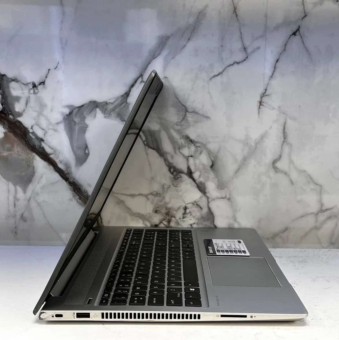 لپ تاپ استوک HP PROBOOK 450 G6 | 15.6″ | CI3-8147U | 8GBRAM | 256GB SSD | BLUE — تصویر ۱۰