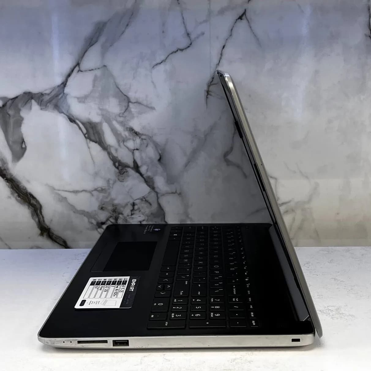 لپ تاپ استوک AMD A6-9225 | رم 8GB | SSD 256GB | صفحه نمایش 15.6 | HP 15-DB | FHD | Radeon R4 — تصویر ۵