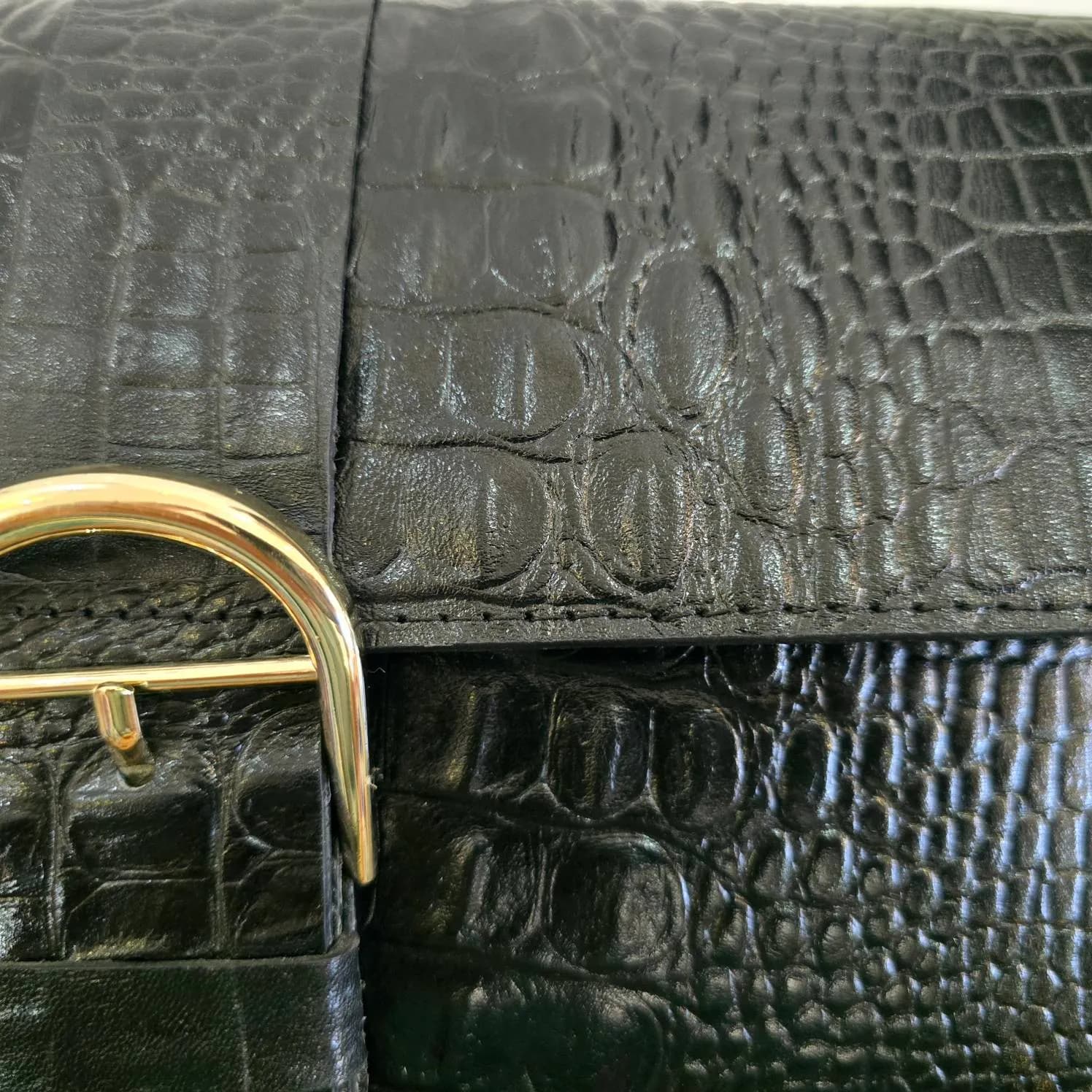 کیف کد ۲۰۰۱ سنگی — تصویر ۲