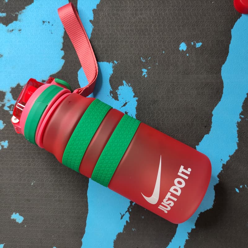 قمقمه ورزشی nike Silicone