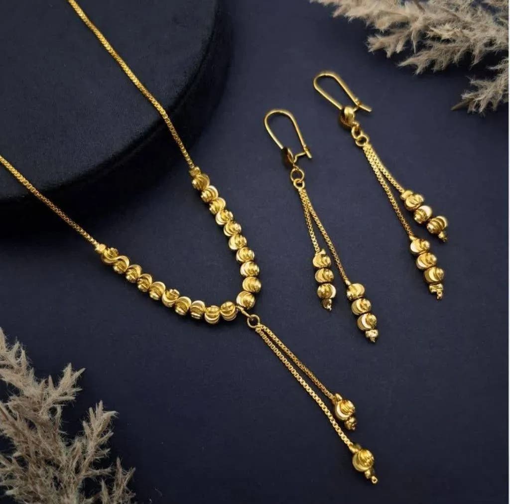 نیم ست گوی آلبرنادو آویزدار برند fashion کد ۳۵۹۵