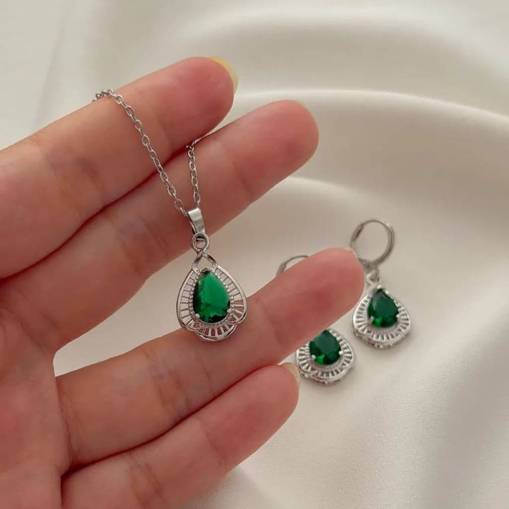 نیم ست اشکی نگین سبز زمردی نقره‌ای Fashion کد 3435 — تصویر ۲