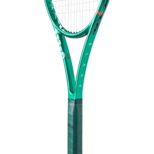 راکت تنیس ویلسون Wilson Blade 98 16×19 v10 2026 — تصویر ۴