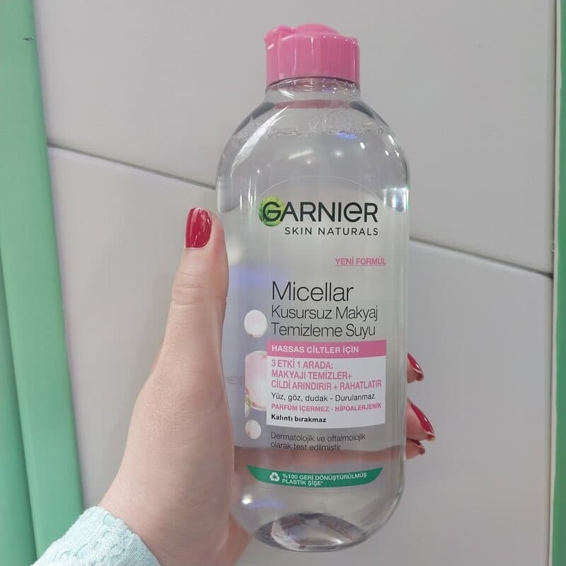 محلول میسیلار آرایش پاک کن گارنییر Garnier با حجم ۴۰۰ میل