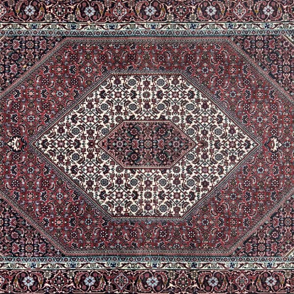 فرش دستباف سه متری بیجار — تصویر ۲