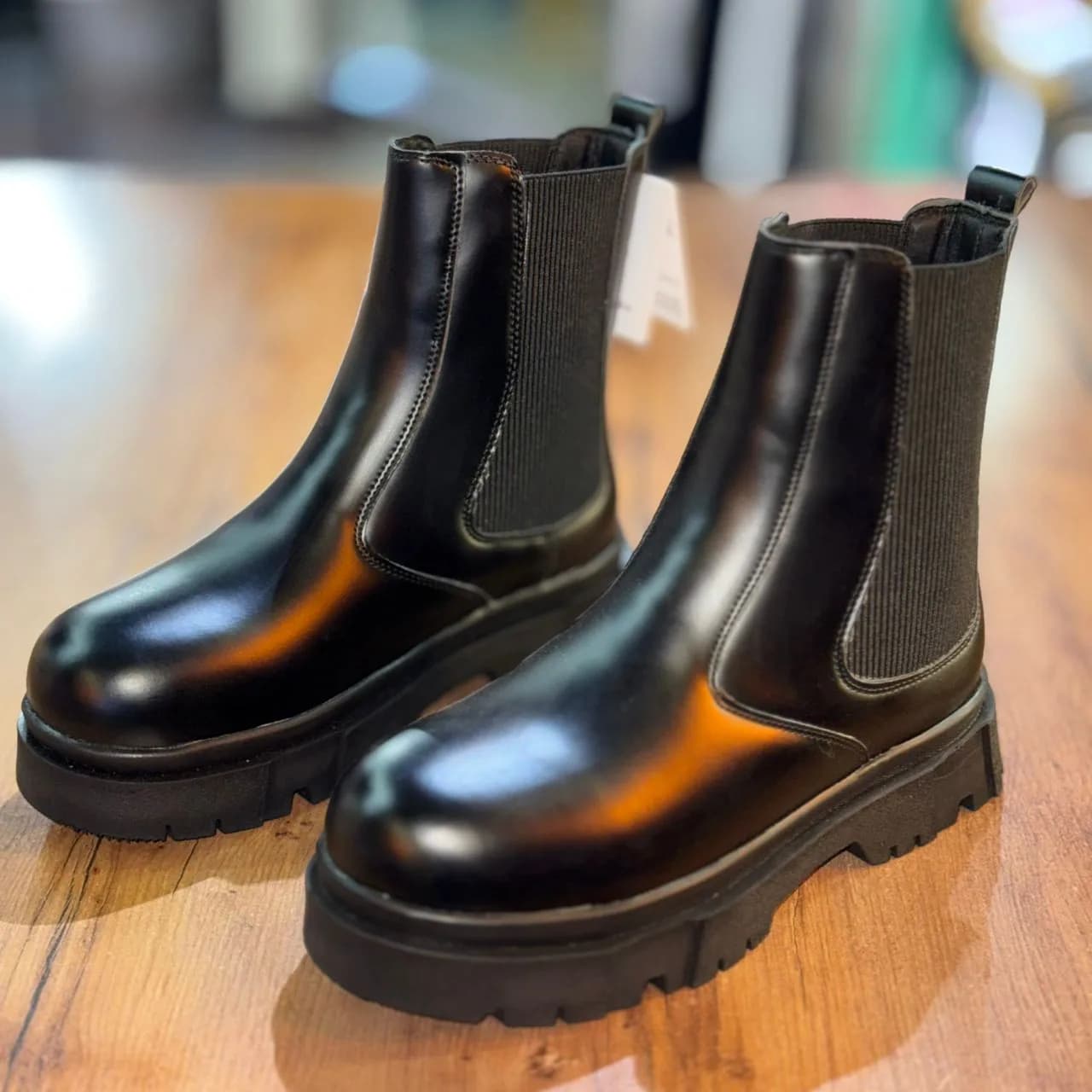 بوت مردانه مشکی بغل کش ZARA