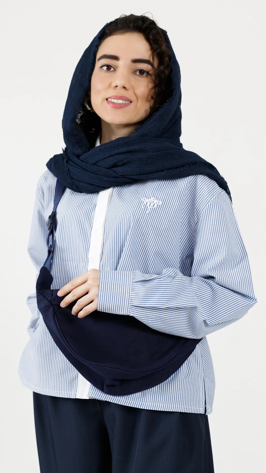 شومیز راه راه گلدوزی پاپیون — تصویر ۵