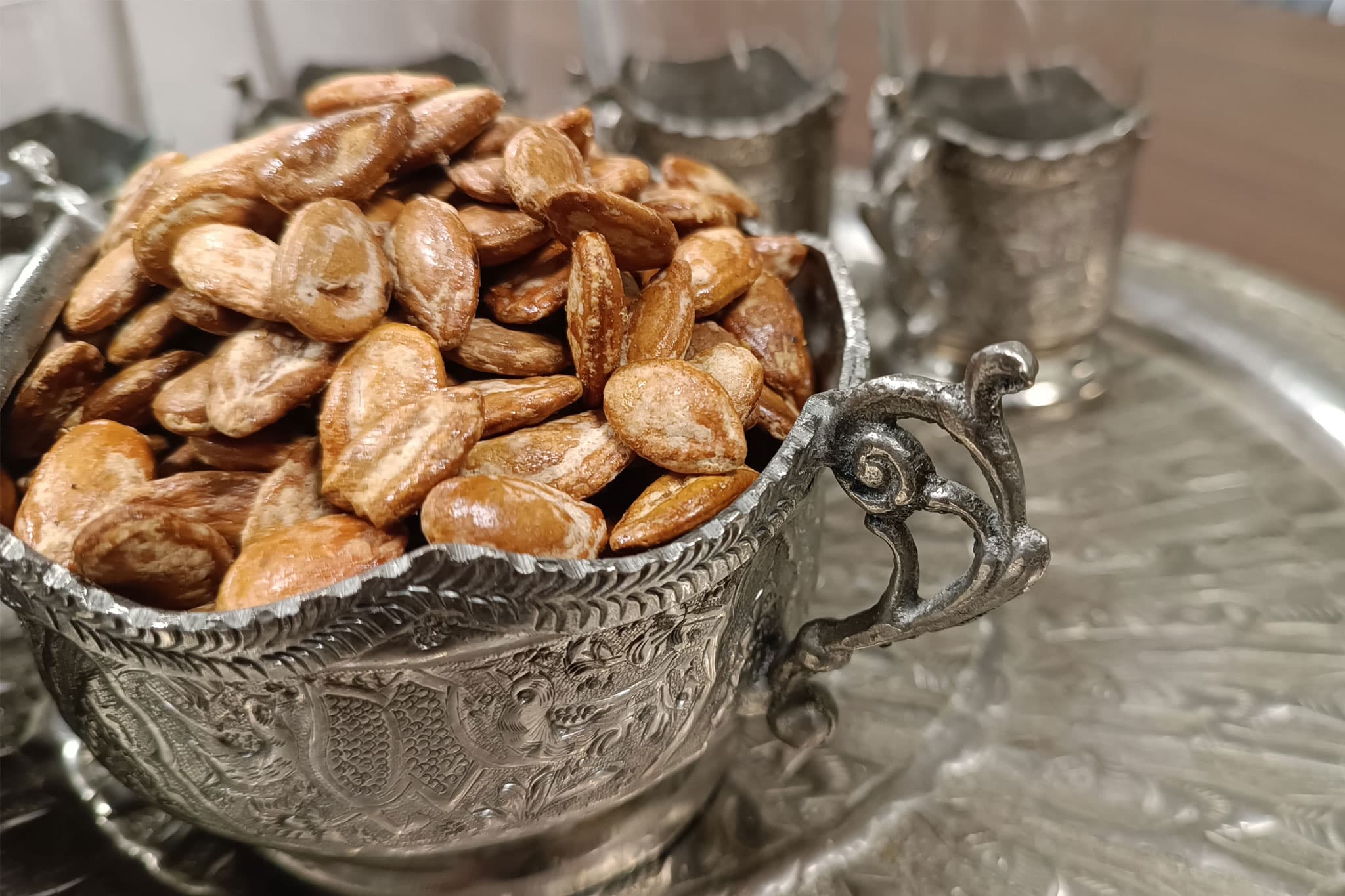 تخمه ژاپنی ( جابانی) تفت داده