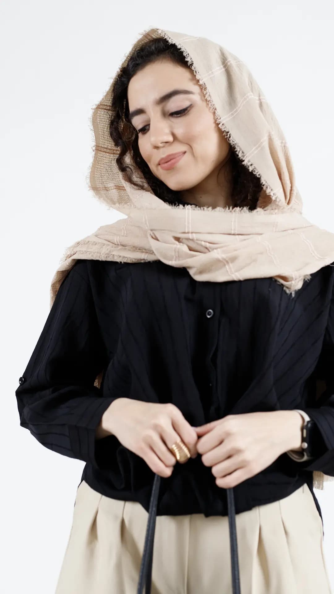 شومیزپری گره ای — تصویر ۲