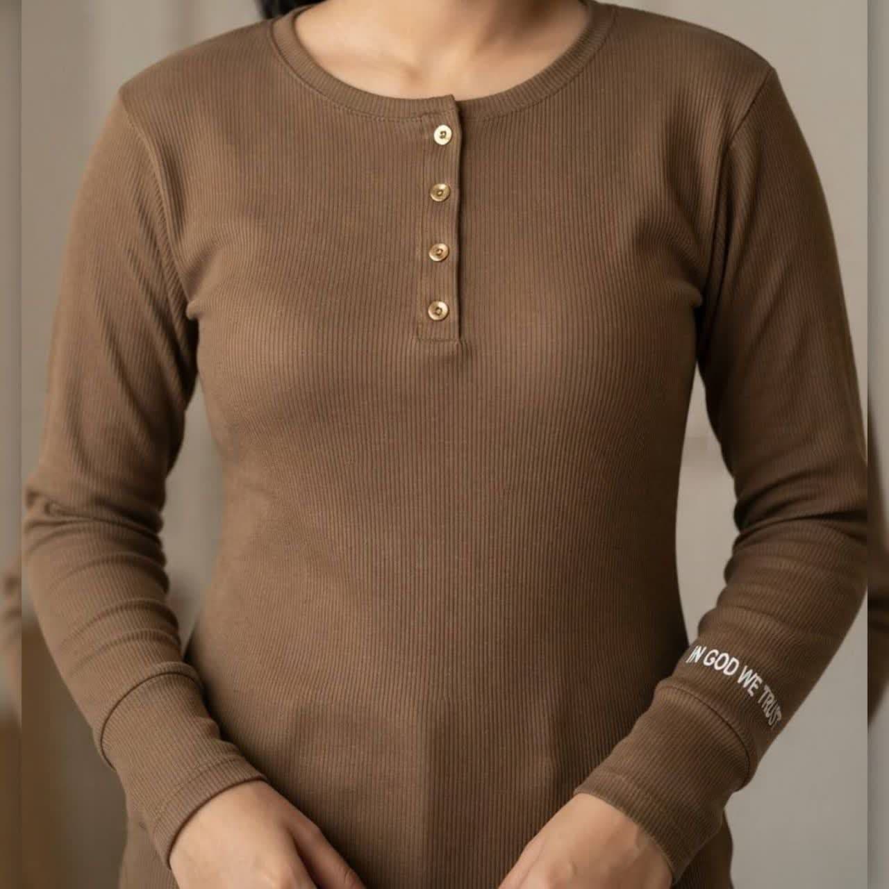 بلوز سراستین گلدوزی 4 دکمه ( پک 5 عددی ) — تصویر ۵