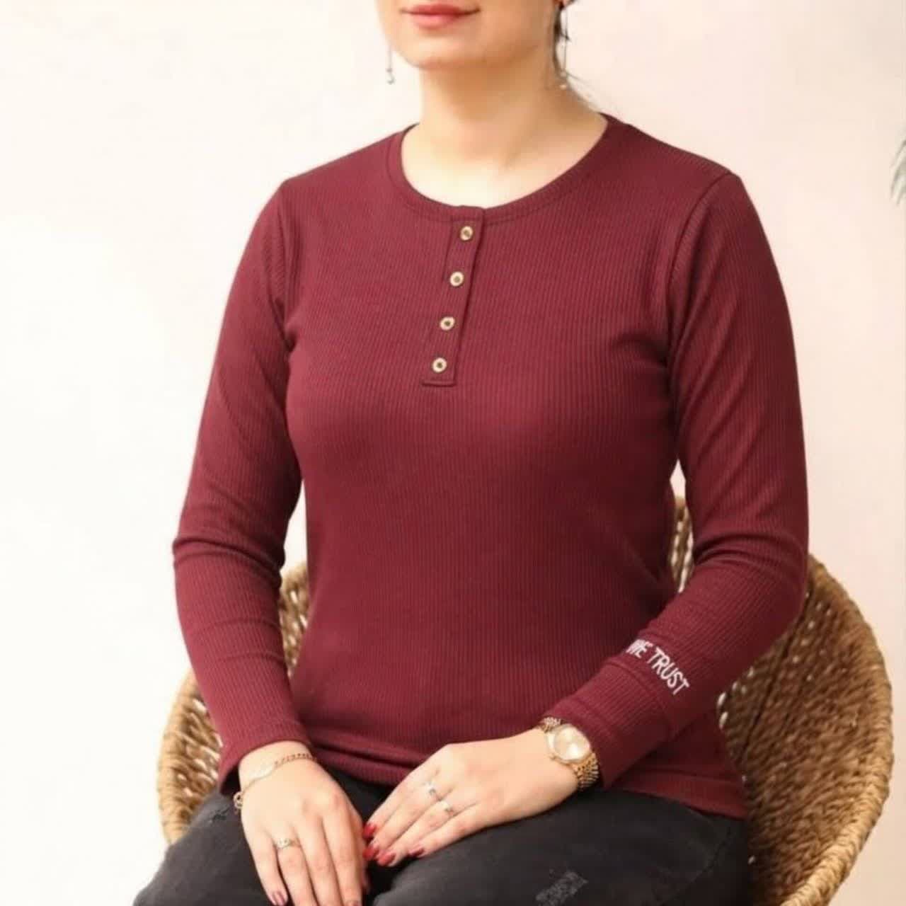 بلوز سراستین گلدوزی 4 دکمه ( پک 5 عددی ) — تصویر ۳