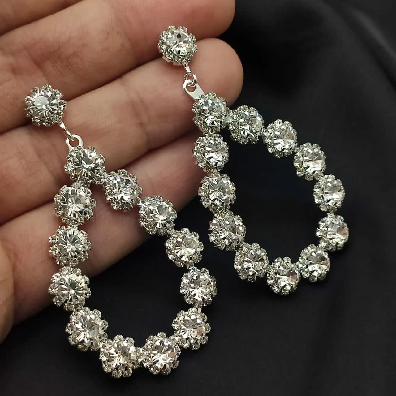 گوشواره جواهری عروس مجلسی بزرگ مدل قطره کد 10437 — تصویر ۲