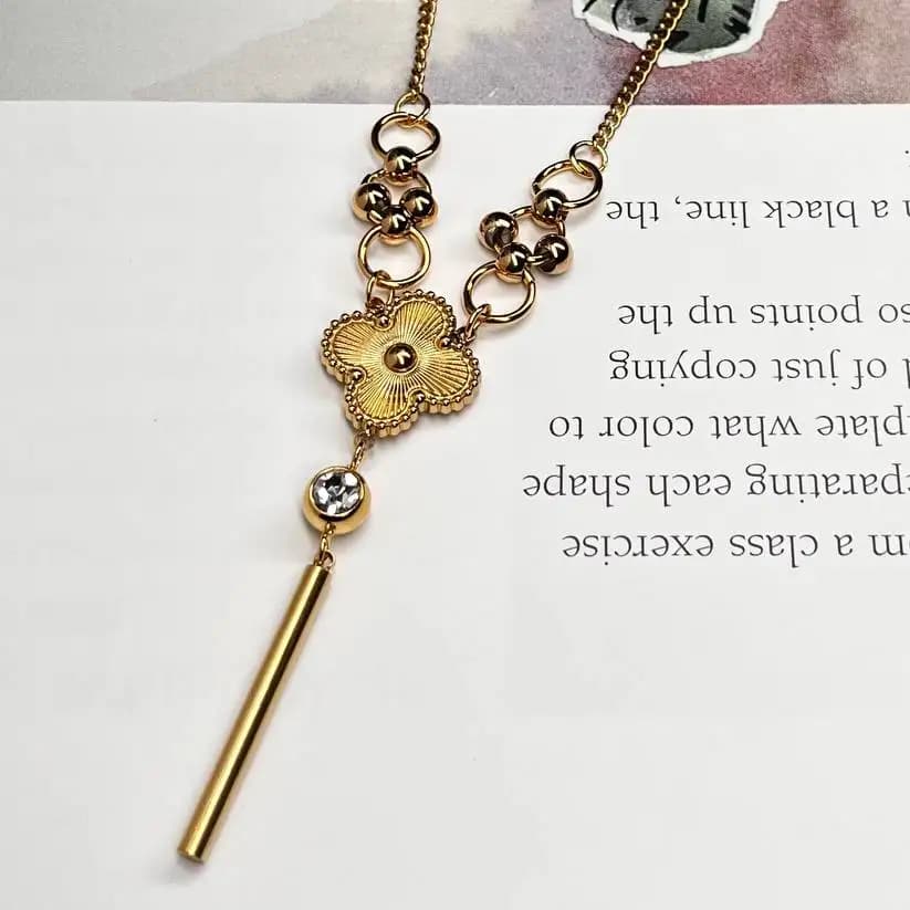 گردنبند زنانه و دخترانه آویز گل ونکلیف ضد حساسیت رنگ ثابت کد etk