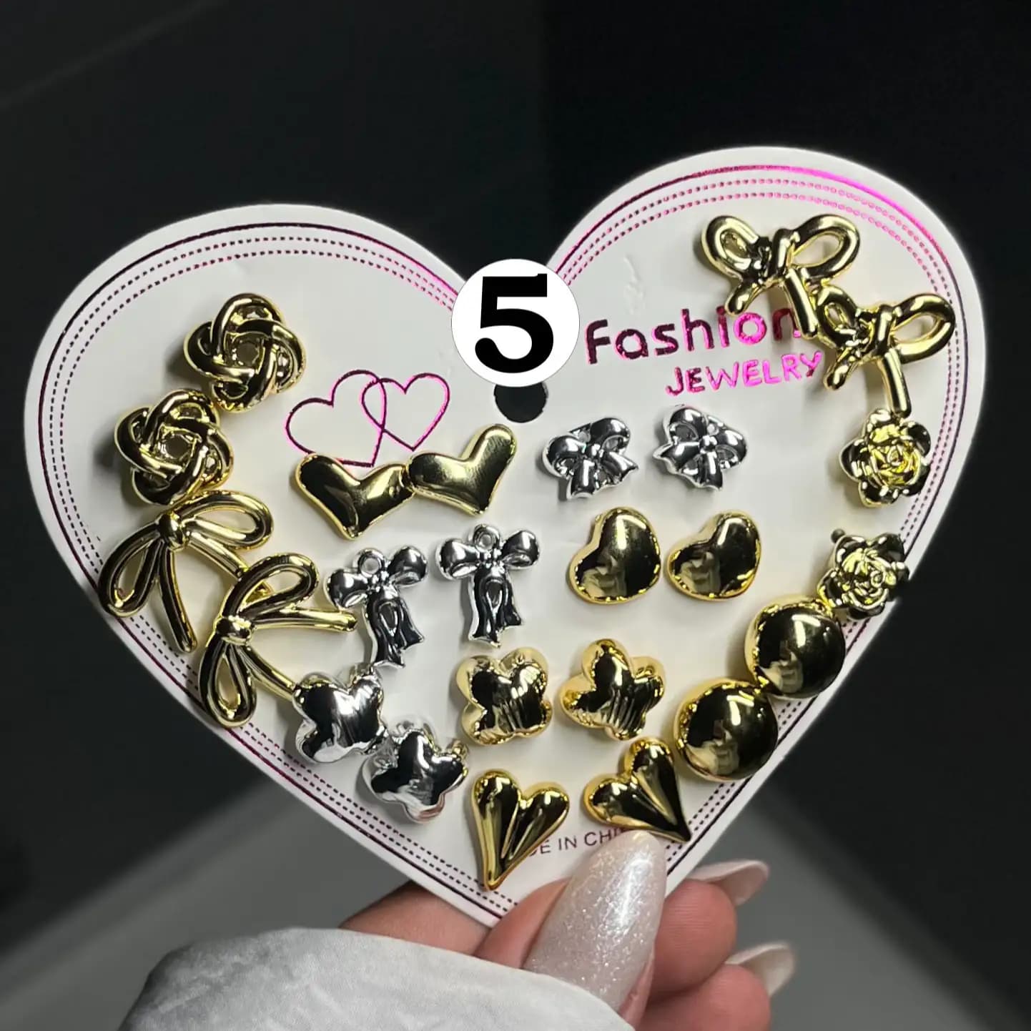 گوشواره پک 12 عددی فانتزی رنگ ثابت کد etk — تصویر ۵
