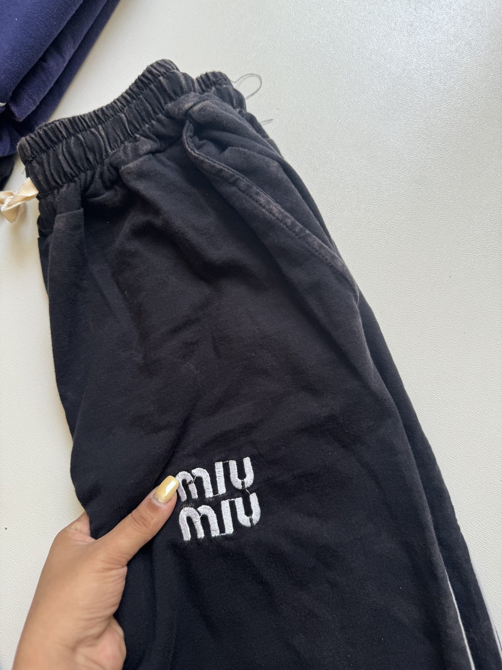 ست مغز دوزی miu miu — تصویر ۷
