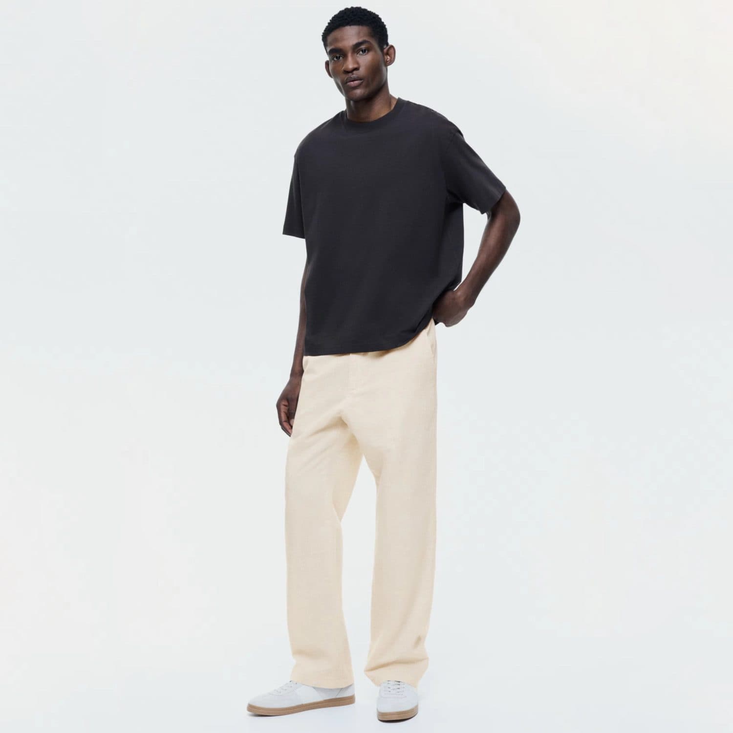 شلوار لینن مردانه نیم بگ H&M – کرم تیره — تصویر ۳