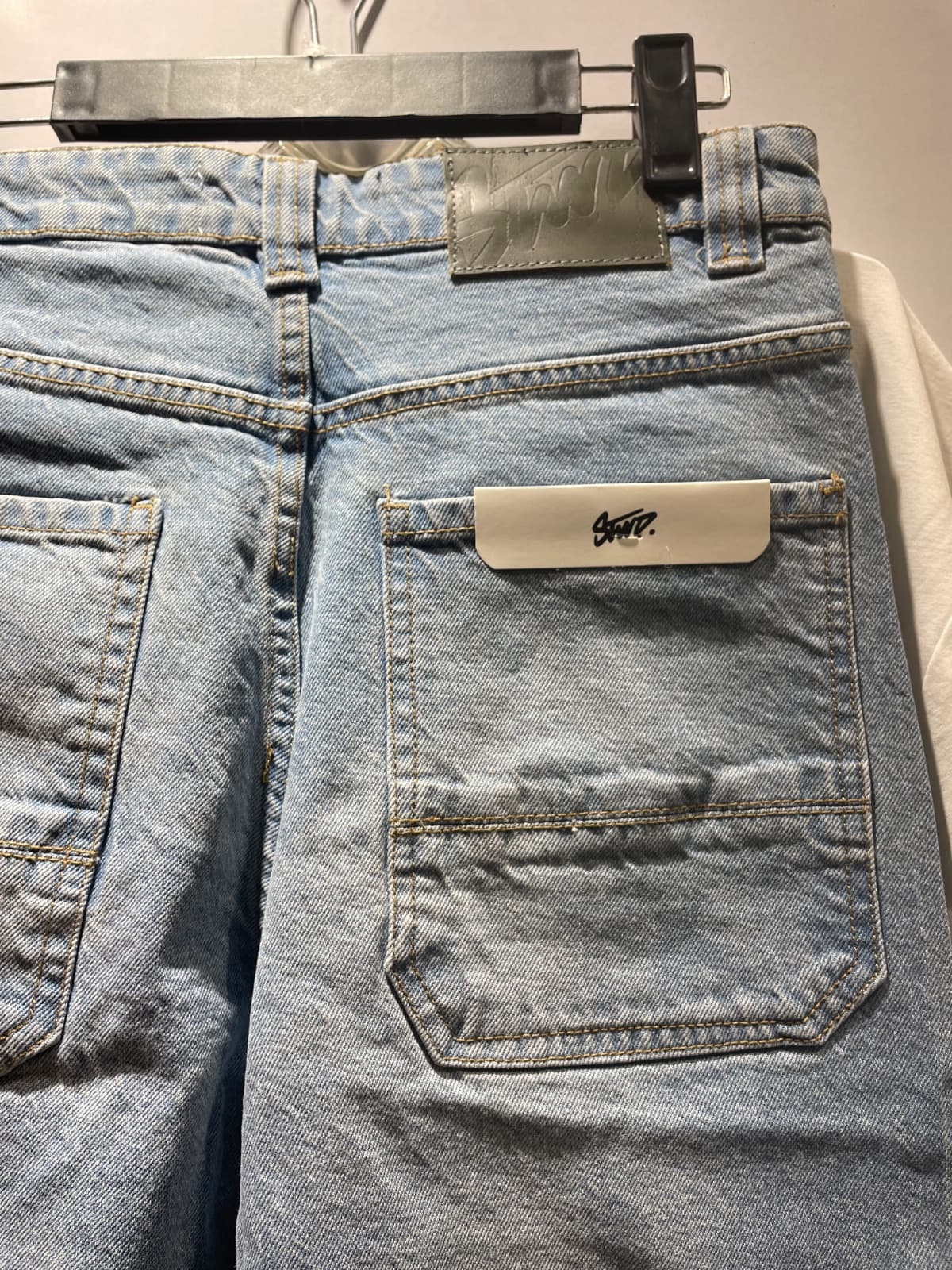 شلوار جین فول بگ مردانه آبی روشن پول اند بیر Pull&Bear — تصویر ۶