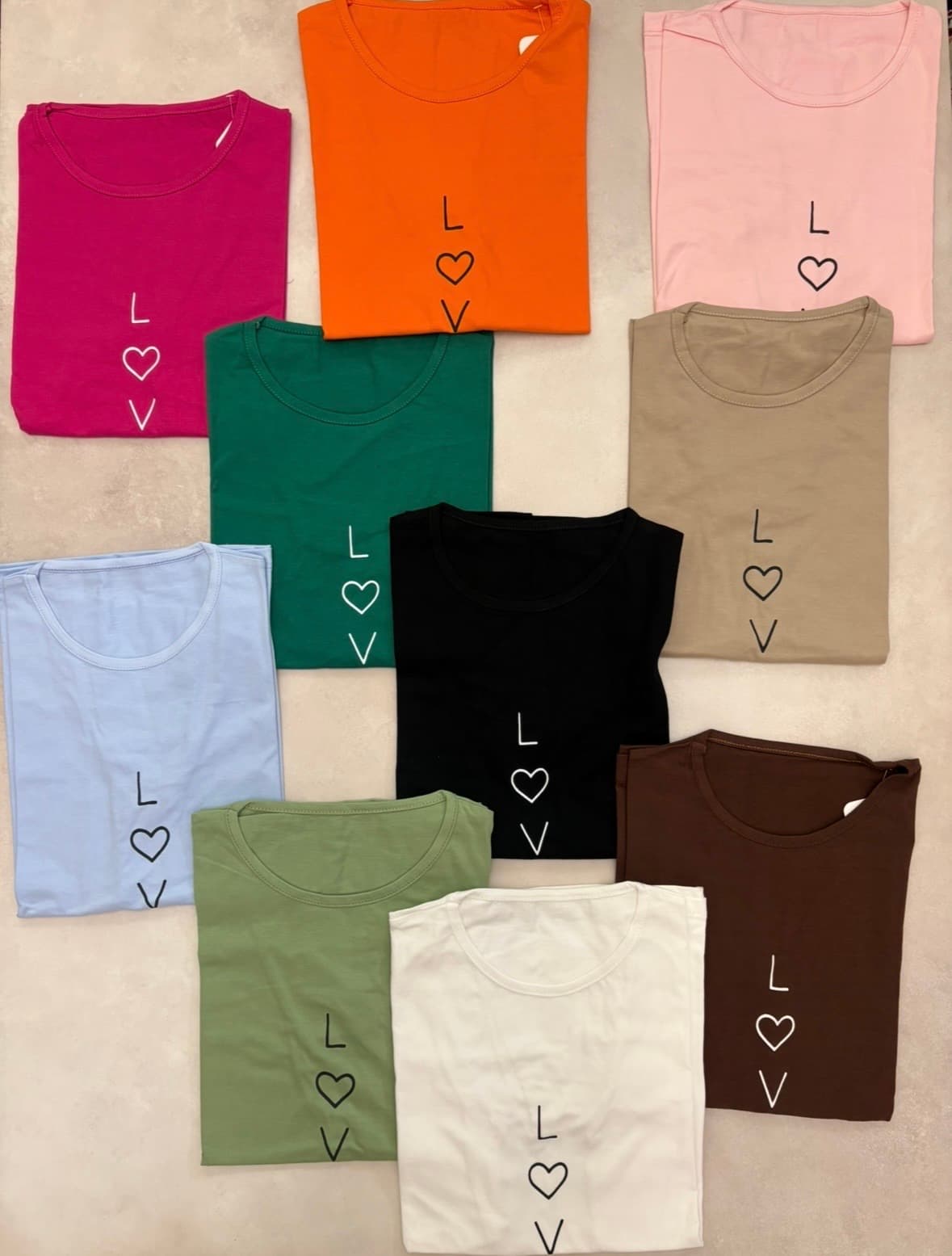 تیشرت Love — تصویر ۴