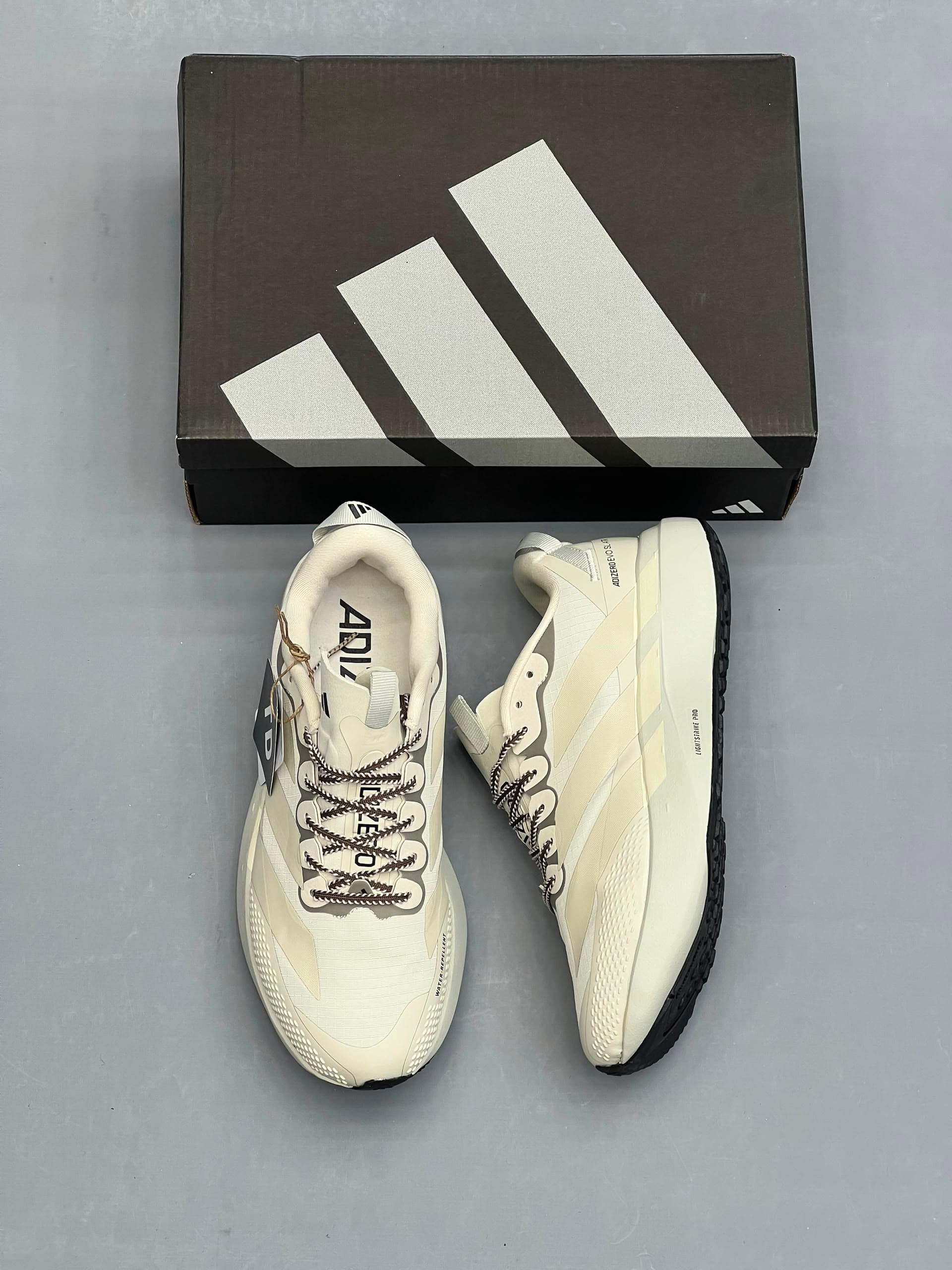 کتونی مردانه آدیداس آدیزیرو رنگ کرم | Adidas Adizero ATR — تصویر ۳