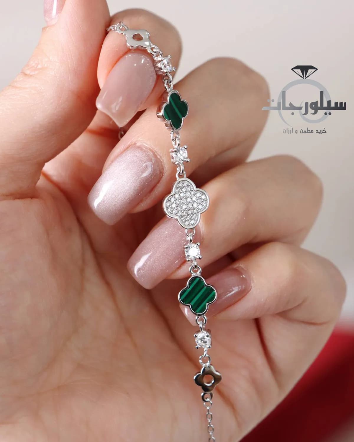 دستبند نقره زنانه کد BR01040
