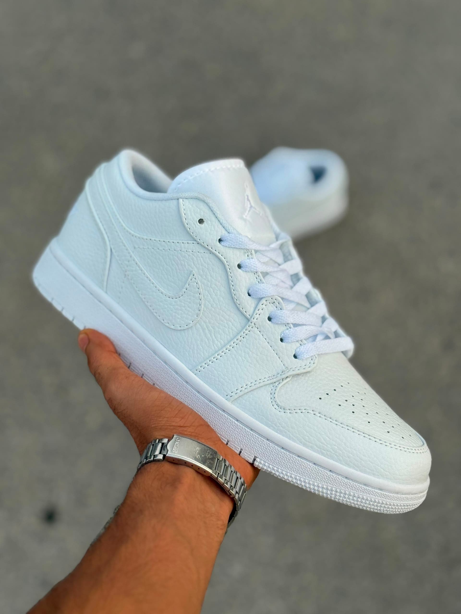 کفش نایک ایر جردن 1 لو سفید Nike Air Jordan 1 Low White مردانه و زنانه