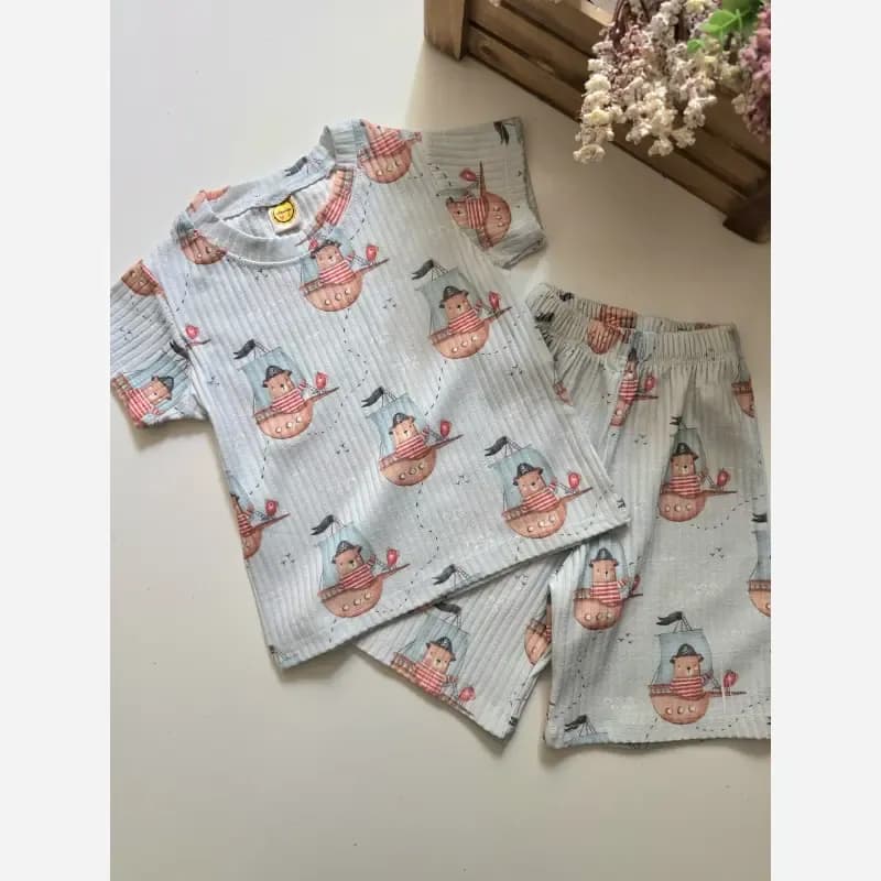 ست تیشرت و شلوارک راحتی پسرانه پارچه کبریتی سایز 1 تا 9 سال — تصویر ۵