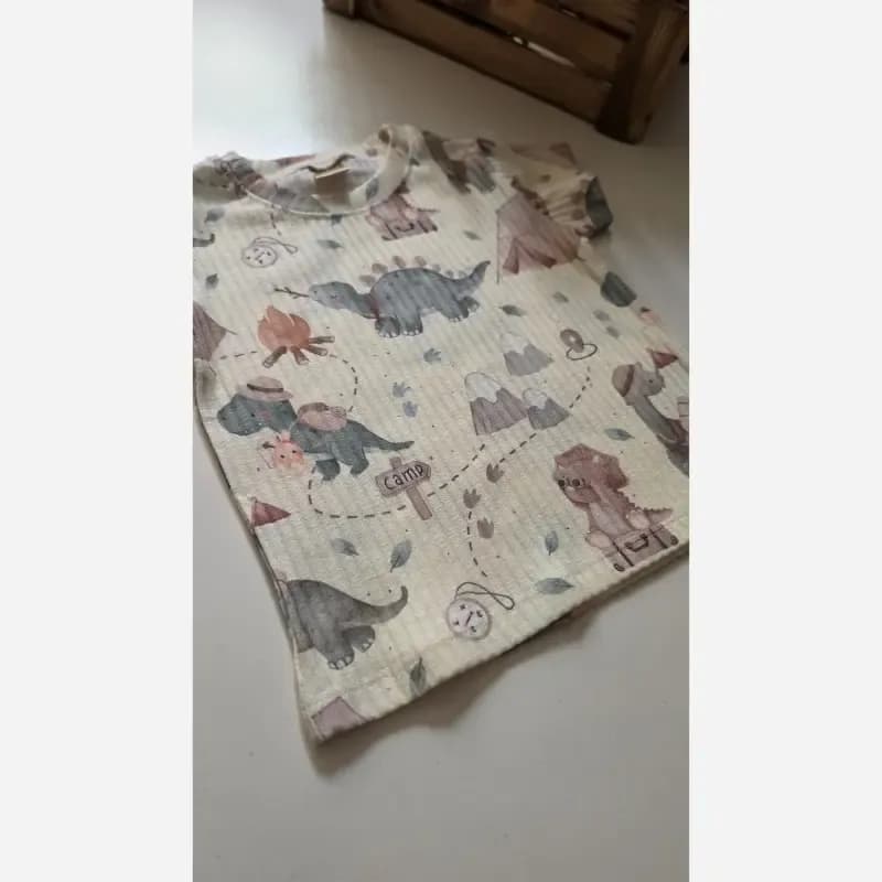 ست تیشرت و شلوارک راحتی پسرانه پارچه کبریتی سایز 1 تا 9 سال — تصویر ۸