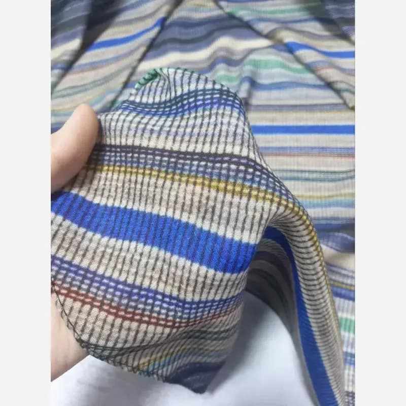 روسری مجلسی طرح سنا قواره 140 نخ کاستوم دور دوخت بدون لیز خوردگی — تصویر ۳