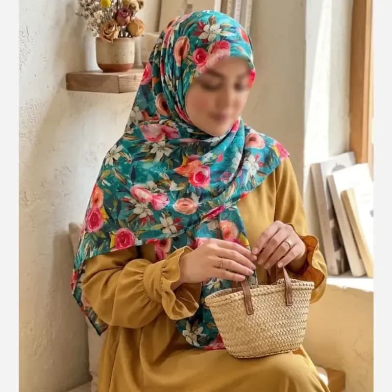 روسری نخ کاستوم طرح فلور قواره 140 بزرگ — تصویر ۴
