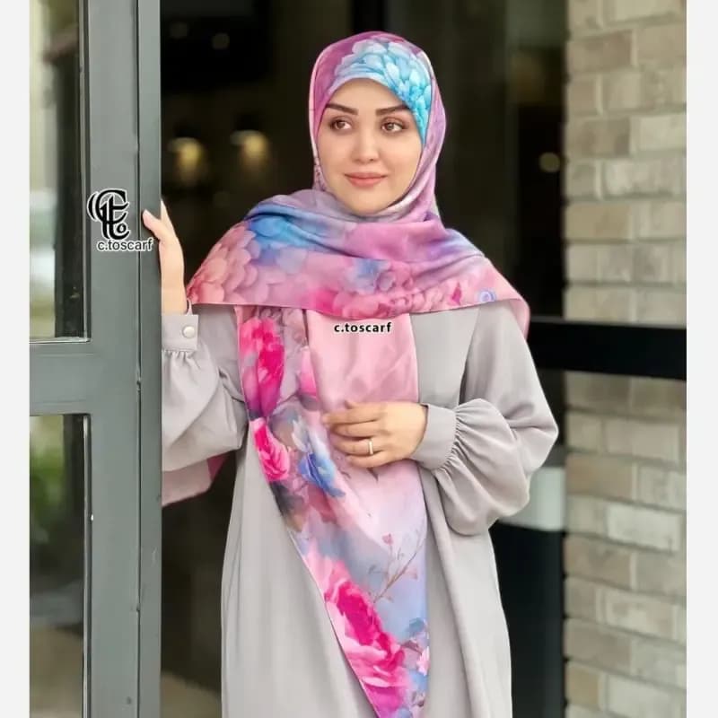 روسری نخ کاستوم طرح درنا سایز 140 صورتی چرخ دوز سیتو — تصویر ۴