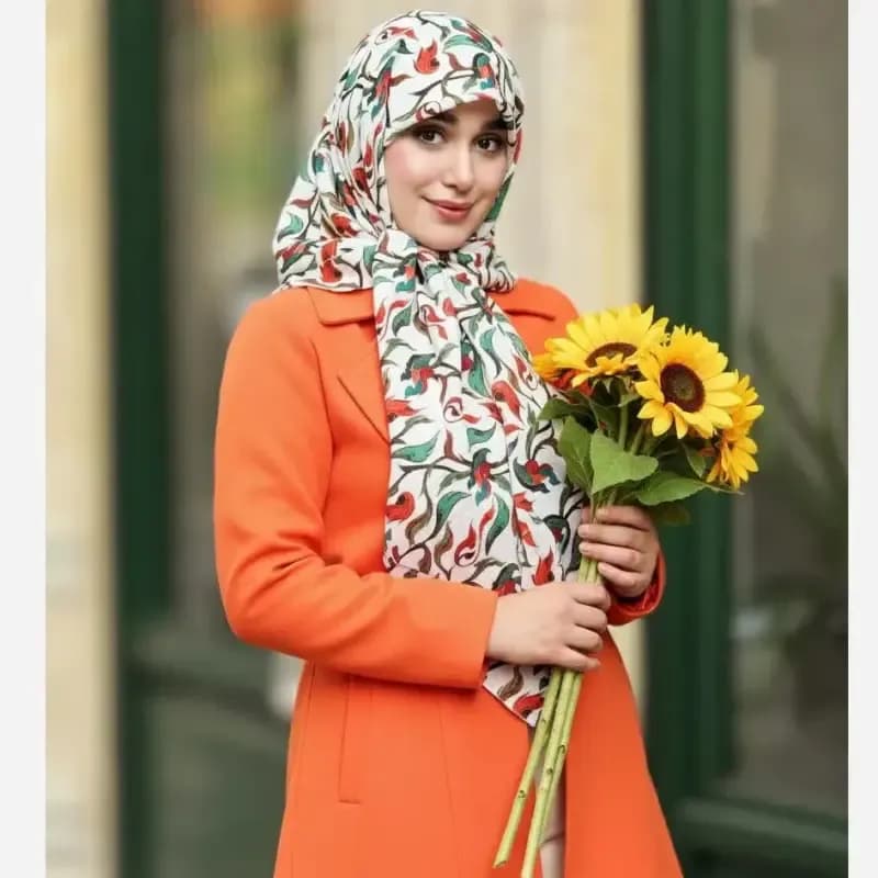 روسری نخ کاستوم طرح حنانه سایز 140 چرخ دوز — تصویر ۴