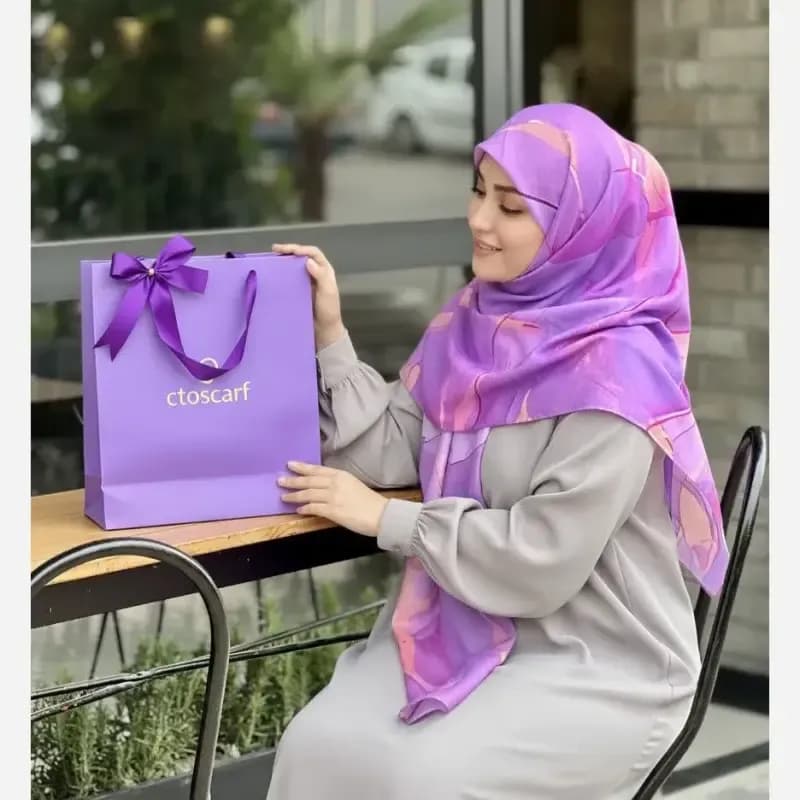 روسری نخی کاستوم طرح دلناز سایز 140 آبی چرخ دوز — تصویر ۵