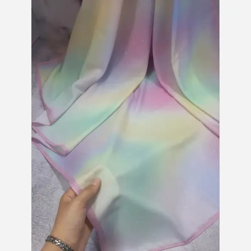 روسری نخی کاستوم طرح نورا قواره بزرگ 140 سانتی متر — تصویر ۳
