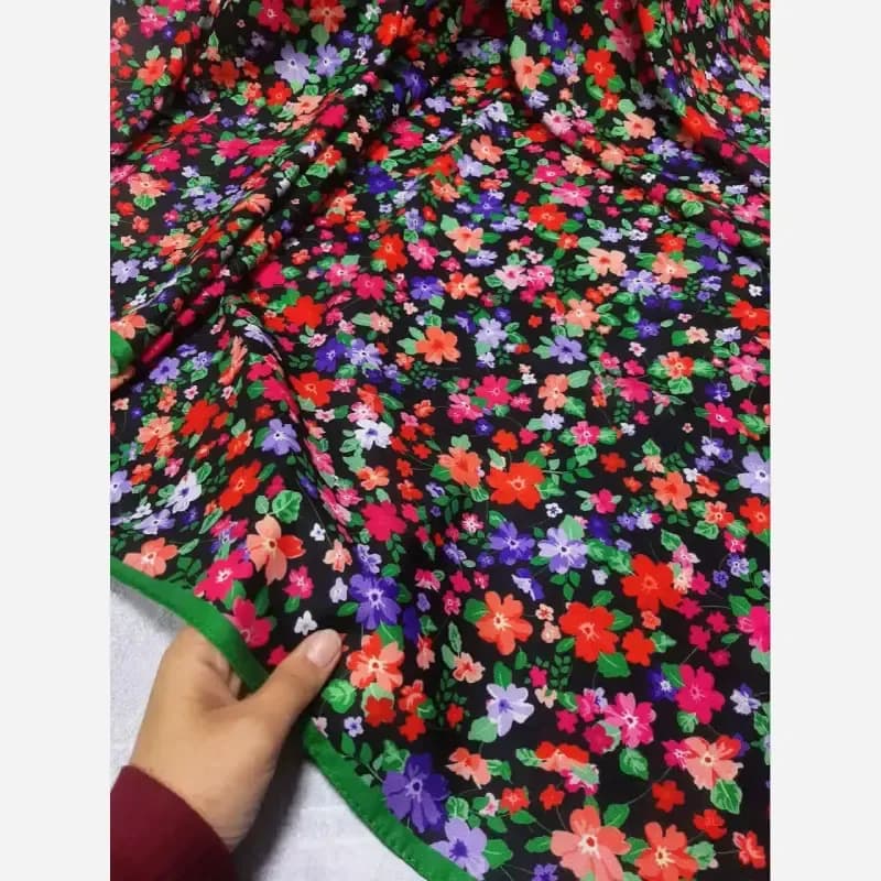 روسری نخ کاستوم طرح تمناچه — تصویر ۴
