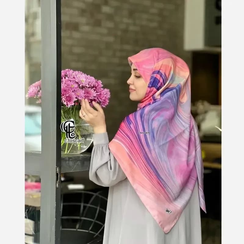 روسری طرح آلما نخ کاستوم سایز 140 — تصویر ۳