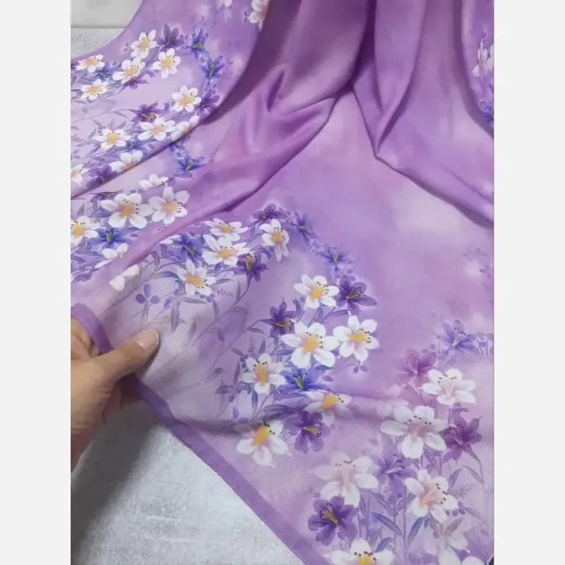 روسری نخی کاستوم طرح یاسمن ابعاد 140 در 140 چرخ دوز — تصویر ۷