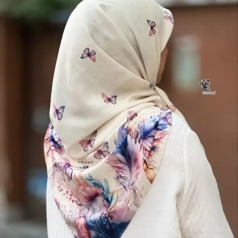 روسری مجلسی نخی کاستوم طرح پردیس سایز 140 چرخ دوز — تصویر ۳