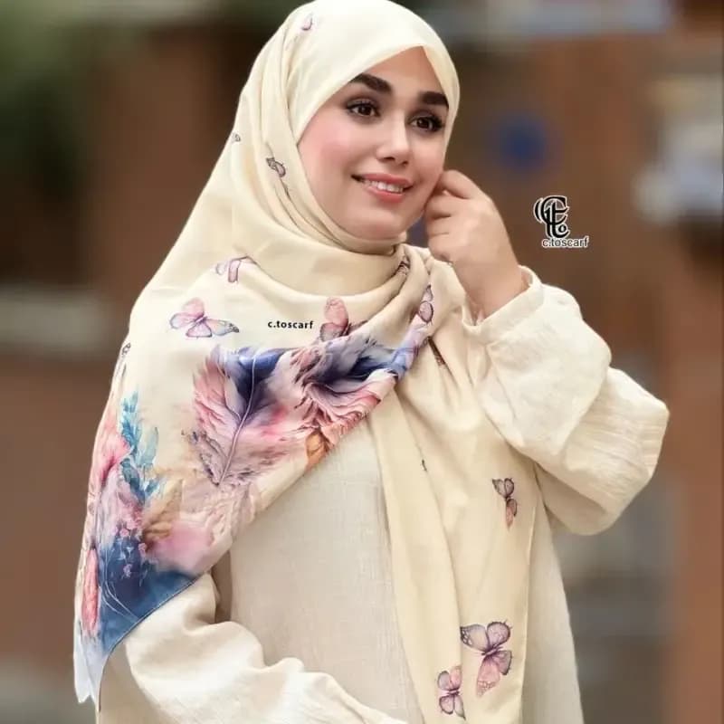 روسری مجلسی نخی کاستوم طرح پردیس سایز 140 چرخ دوز — تصویر ۴