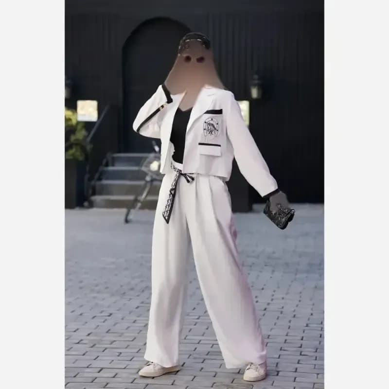 كت مزوني اسبي و شلوار و كمربند — تصویر ۳