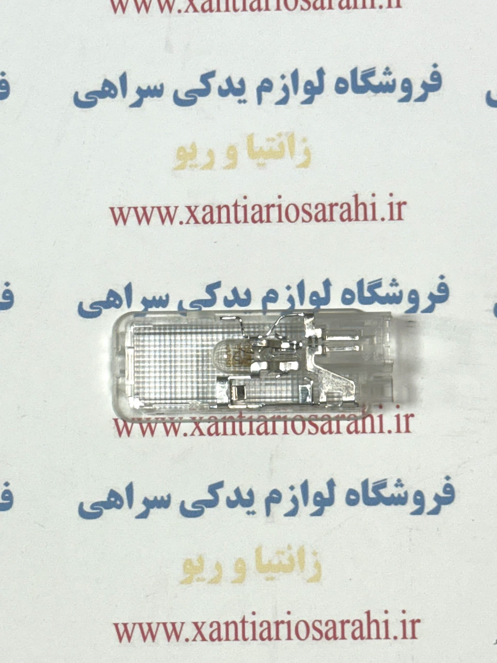 چراغ زانتیا داخل صندوق و زیر پا اصلی — تصویر ۲