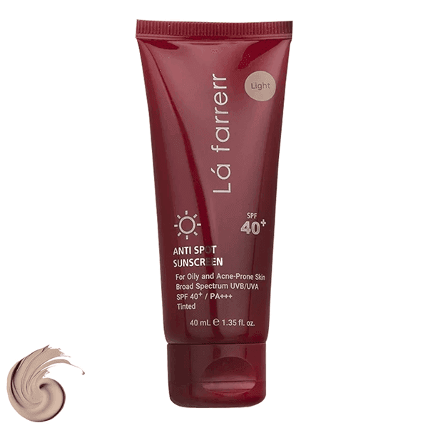 ضد آفتاب و ضد لک رنگی لافارر SPF40 مناسب پوست چرب با تنالیته رنگ روشن