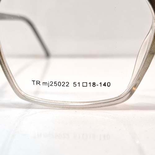 عینک طبی کائوچو زنانه برند BVLGARI کد 1138 — تصویر ۳